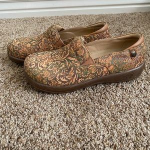 Alegria Keli Slip-on